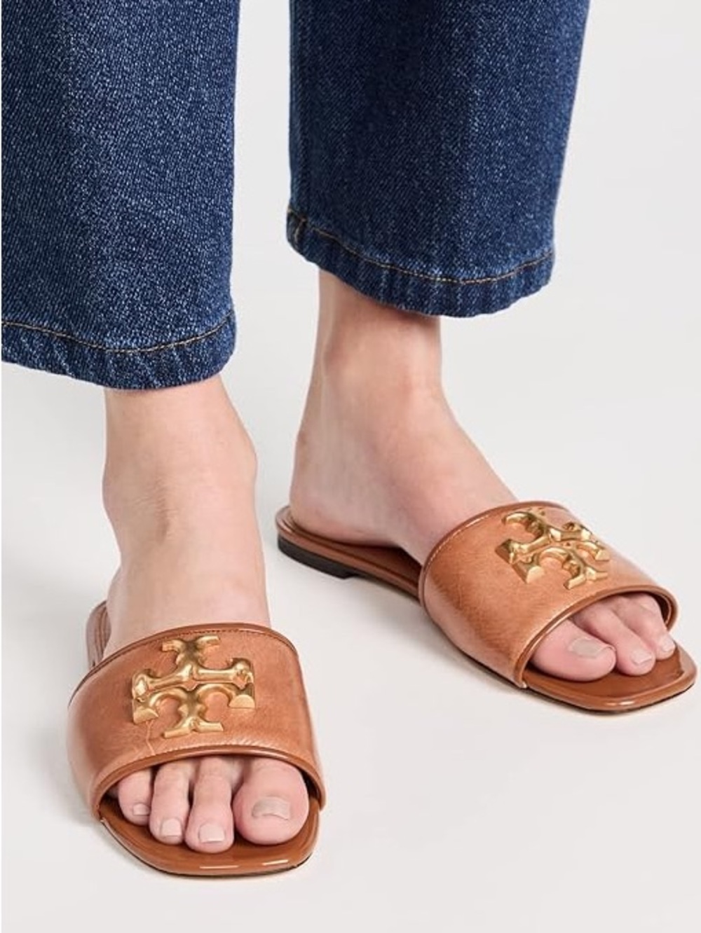 Tory Burch Eleanor Slides Sandals in Bourbon Brown Goat Leather - Picture 1 of 13